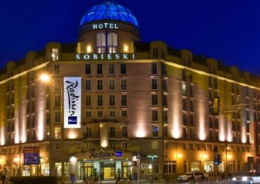 Radisson Blu ogłasza współpracę z “Just a Drop”