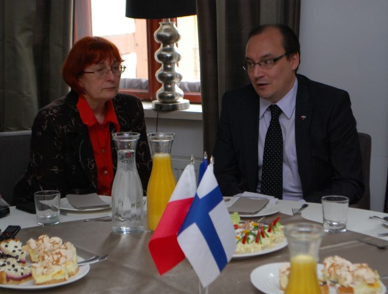 Ambasador Finlandii w Restauracji Dąbrowskiego 42