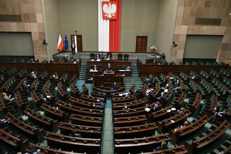 Sejm przyjął tarczę antykryzysową