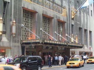 Najsłynniejszy hotel na Manhattanie sprzedany