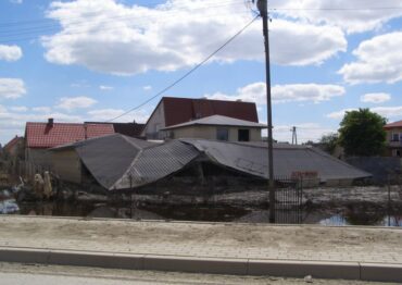 “Poradnik Restauratora” i dystrybutorzy dla powodzian