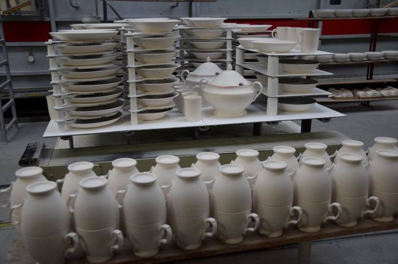 Fabryka porcelany z Chodzieży kończy działalność