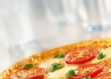 PMR: Polacy wciąż chętnie sięgają po pizzę