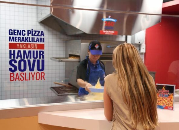 Domino's Pizza® otwiera dziesięciotysięczny lokal