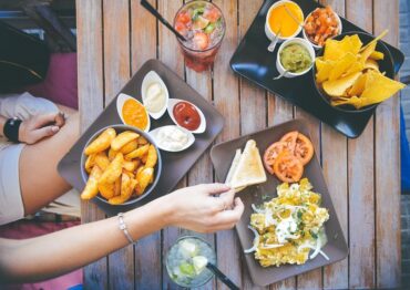 Polacy coraz chętniej chodzą do restauracji