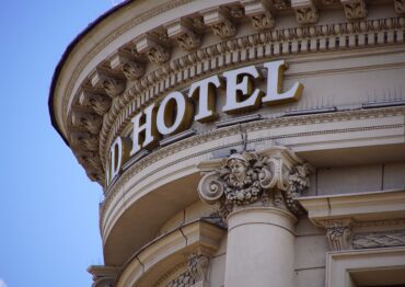 Polski Instytut Ekonomiczny: Hotelarstwo, turystyka mogą borykać się z kryzysem przez dłuższy czas
