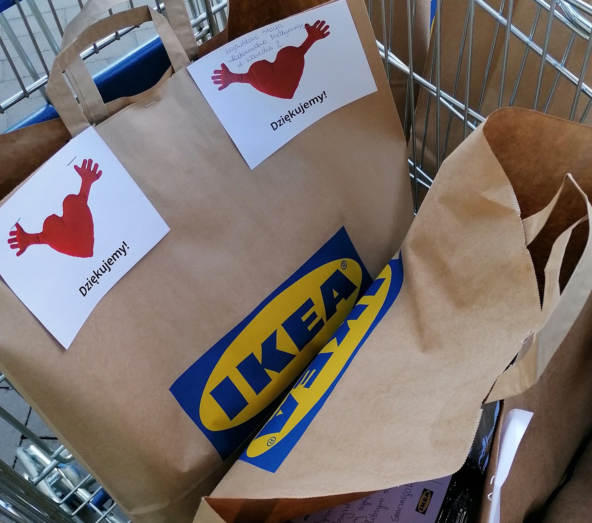 IKEA Food aktywnie wspomaga  akcję  #WzywamyPosiłki