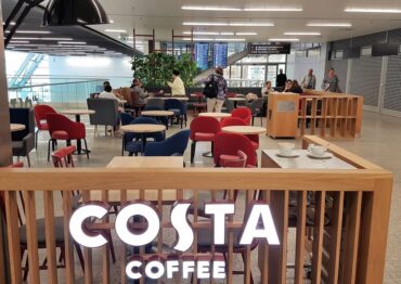 Nowy lokal Costa Coffee na krakowskim lotnisku