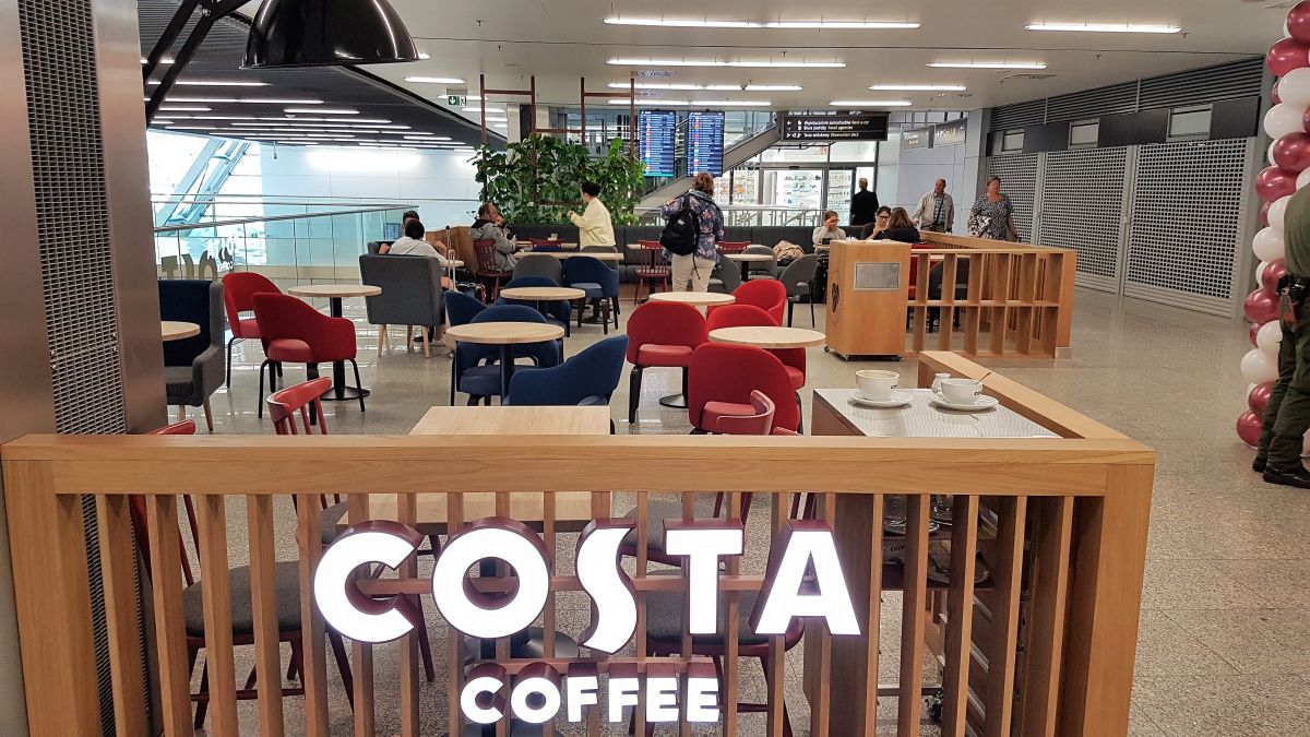 Nowy lokal Costa Coffee na krakowskim lotnisku
