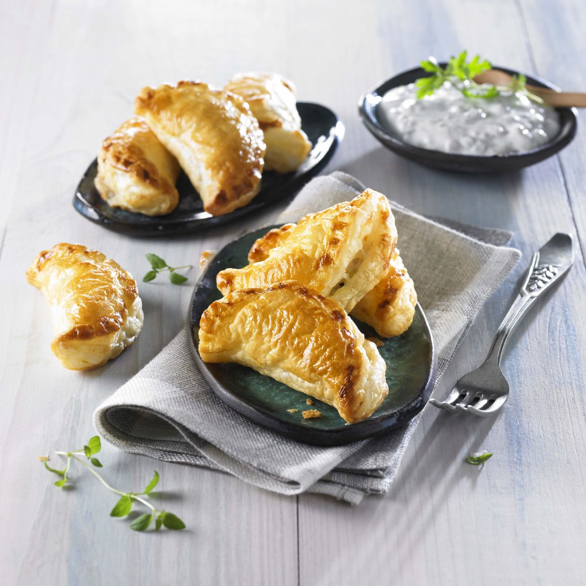 Pierogi z ciasta francuskiego	z nadzieniem z karpia zatorskiego ChNP