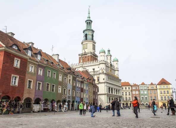 Poznań: Rada miasta za przesunięciem terminu opłat za koncesje na sprzedaż alkoholu w restauracjach