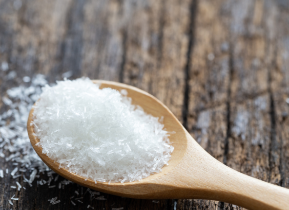Czym jest glutaminian sodu i czy jest szkodliwy?