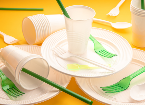 Dyrektywa plastikowa – co oznacza dla gastronomii?