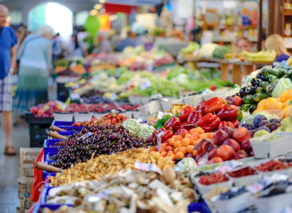 Projekt ustawy obniżającej VAT na żywność trafił do Sejmu