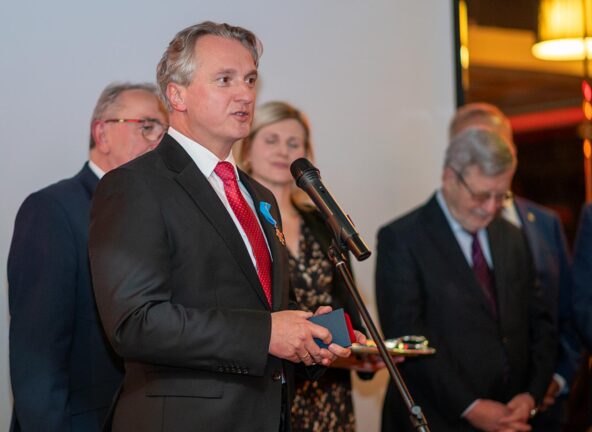 Alexander Orlowski, prezes zarządu Transgourmet Polska, otrzymał honorową odznakę