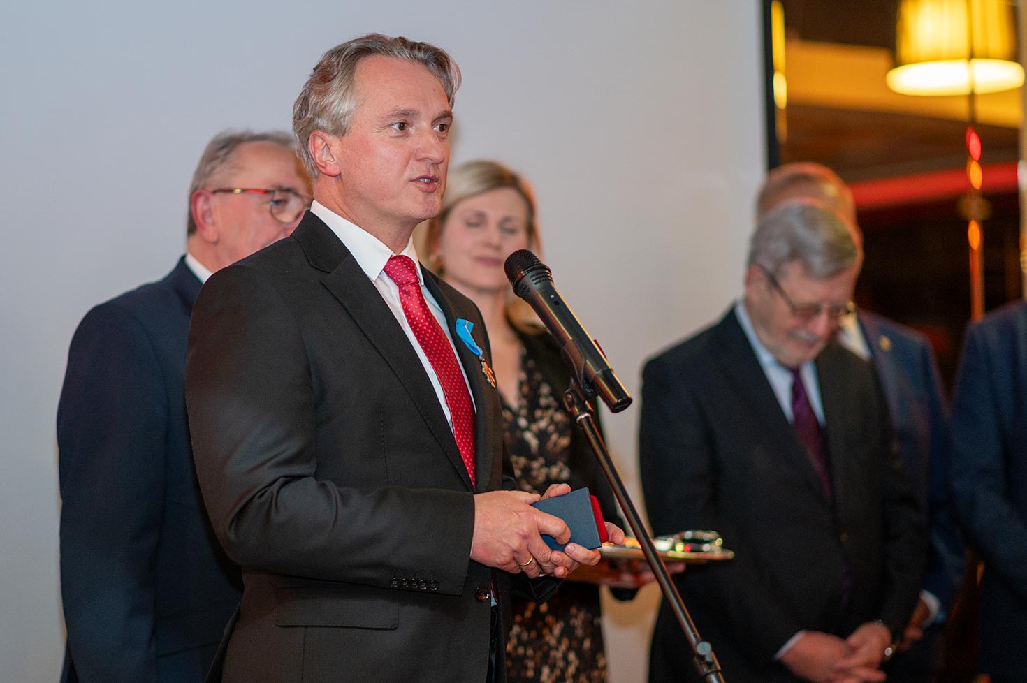 Alexander Orlowski, prezes zarządu Transgourmet Polska, otrzymał honorową odznakę