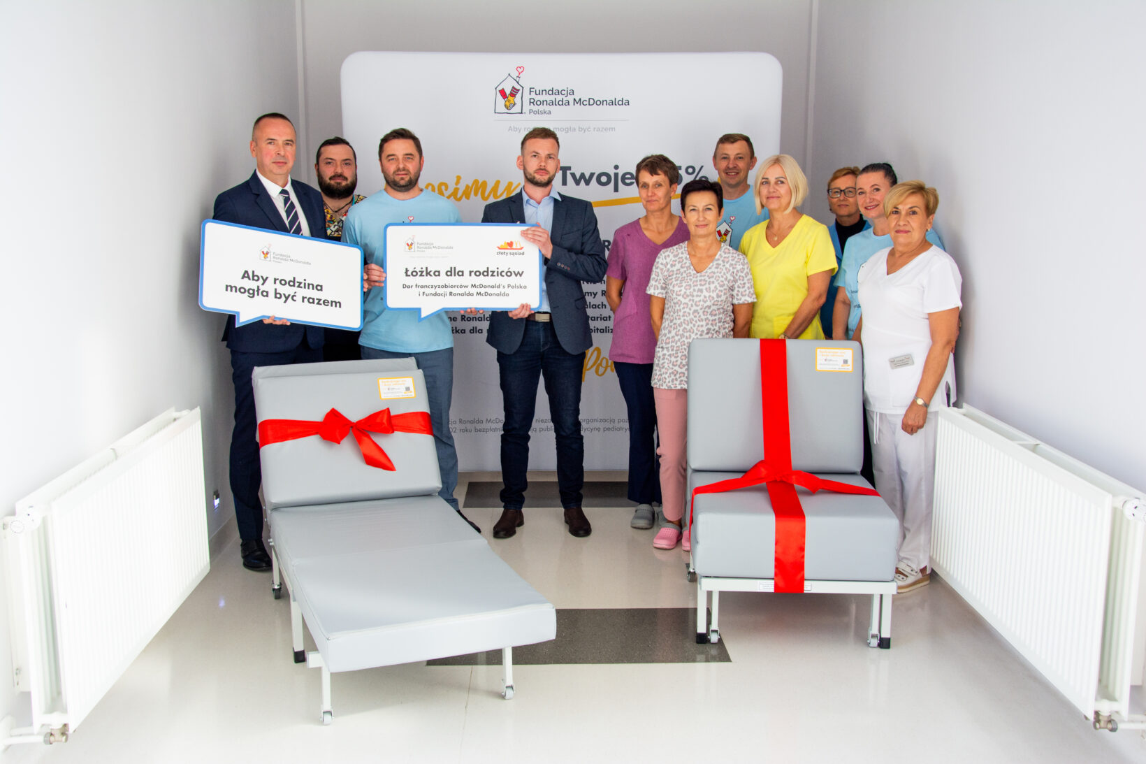 Szpitale dziecięce z nowymi łóżkami dla rodziców najmłodszych pacjentów – wspólna inicjatywa McDonald’s Polska