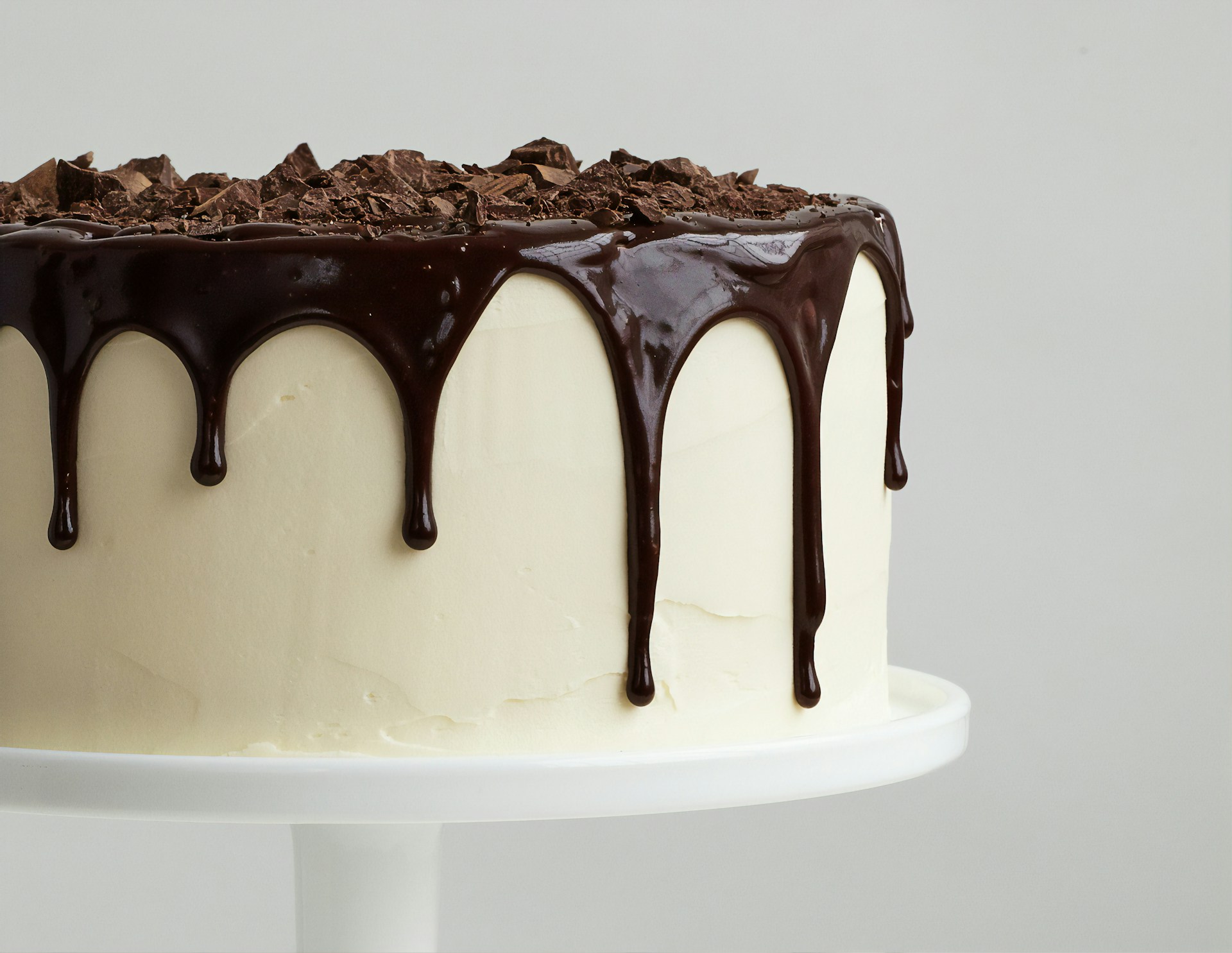 Stojak na tort – 3 rodzaje, które pozwolą prezentować torty w przepiękny sposób
