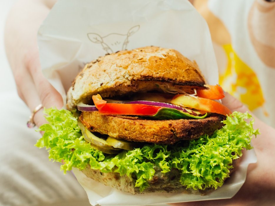 UCE Research: Fast foody odbijają się od dna