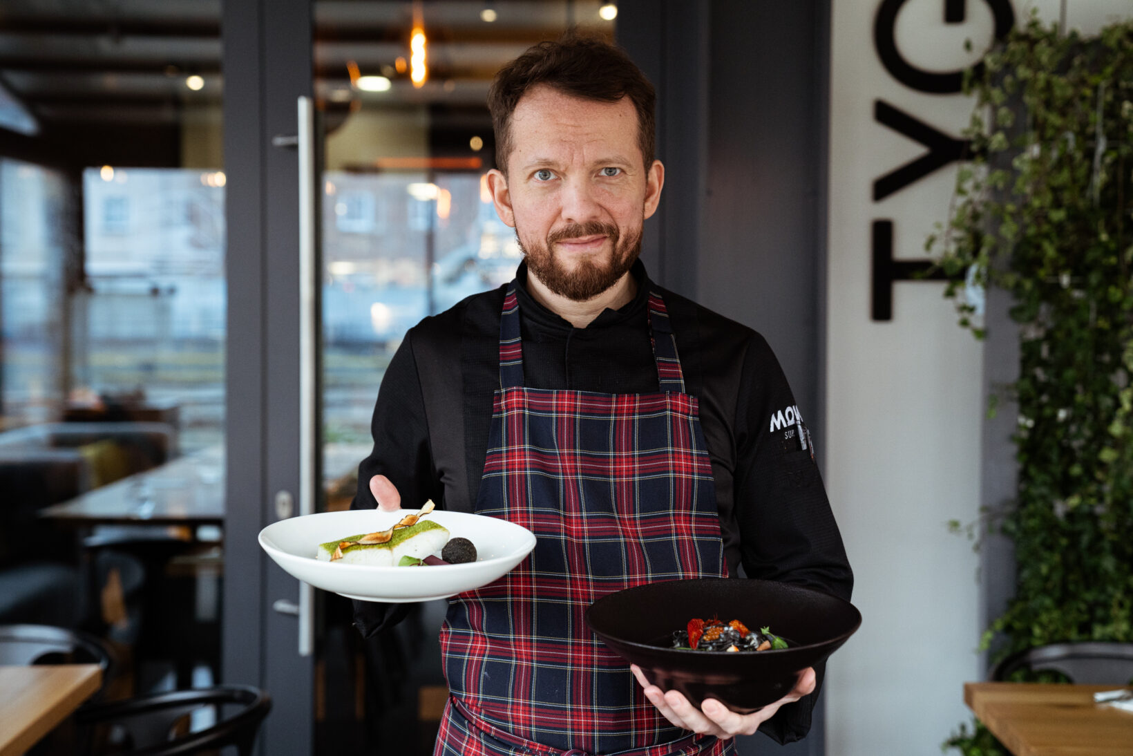 Michał Stężalski: Praca kucharza to codzienny wyścig z czasem