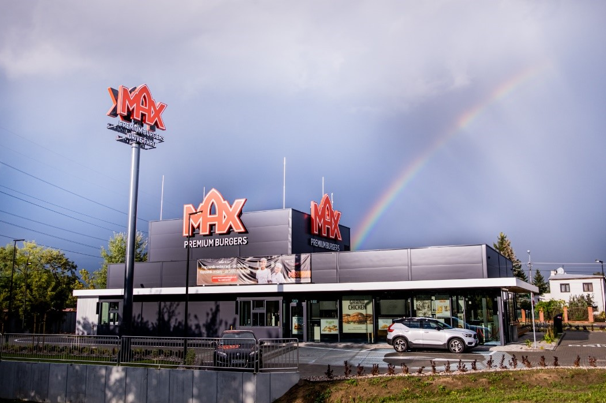 Szwedzki Max Premium Burgers umacnia pozycję w Poznaniu