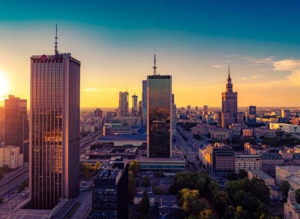 Pięciogwiazdkowy warszawski hotel z nową nazwą