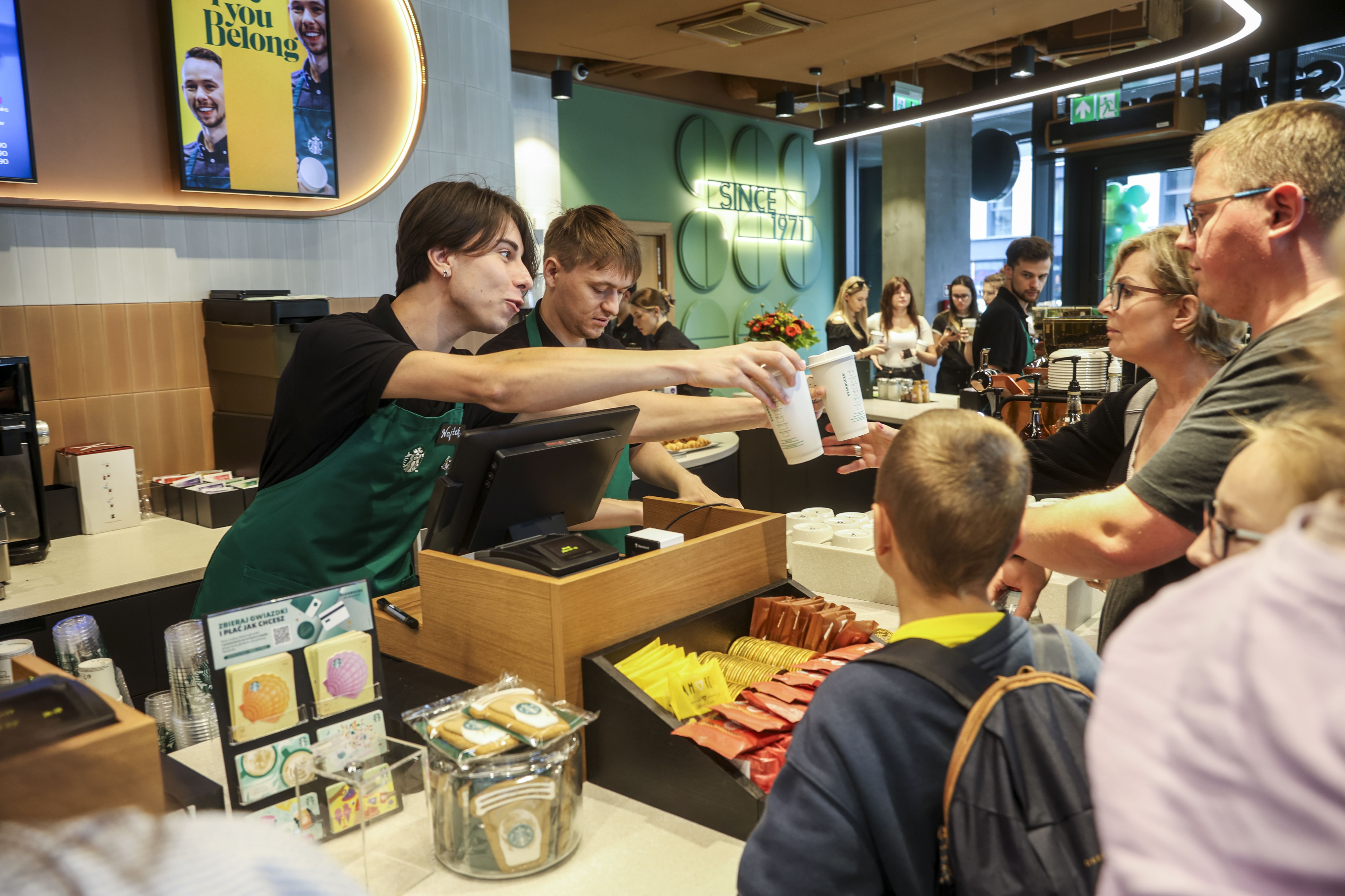 Starbucks otwiera pierwszą kawiarnię w Radomiu