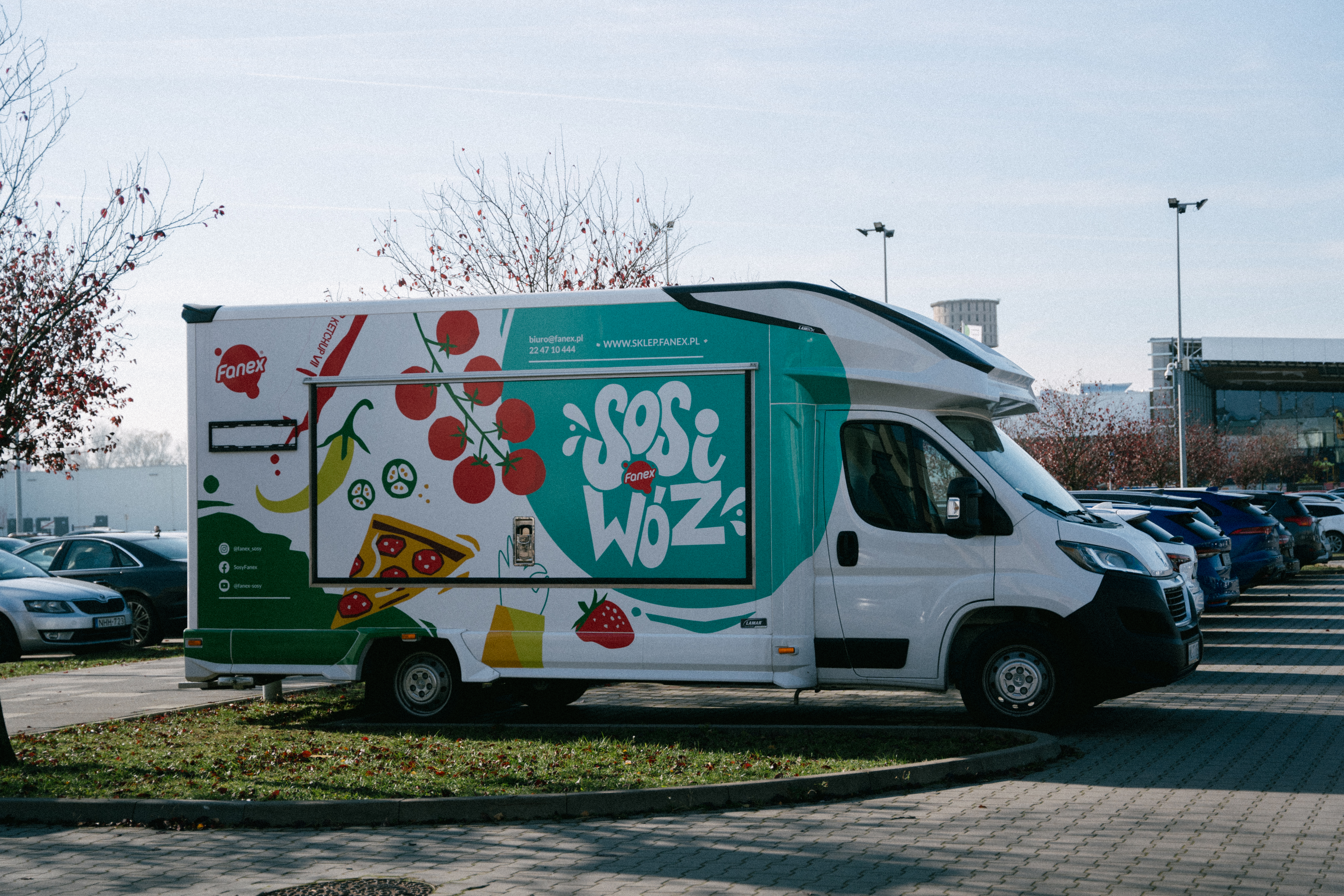 Fanex prezentuje SOSiWÓZ – więcej niż foodtruck!