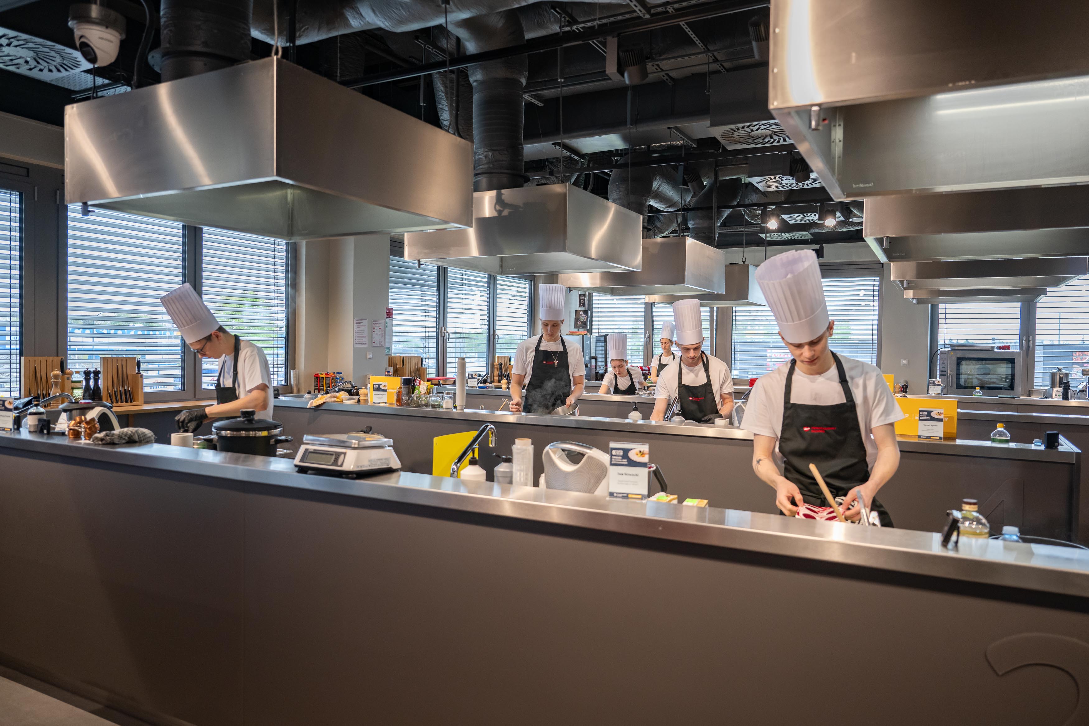 Chefs en Or 2025 – zobacz kulisy rywalizacji najlepszych młodych kucharzy