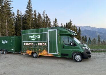 Żabka w trasie