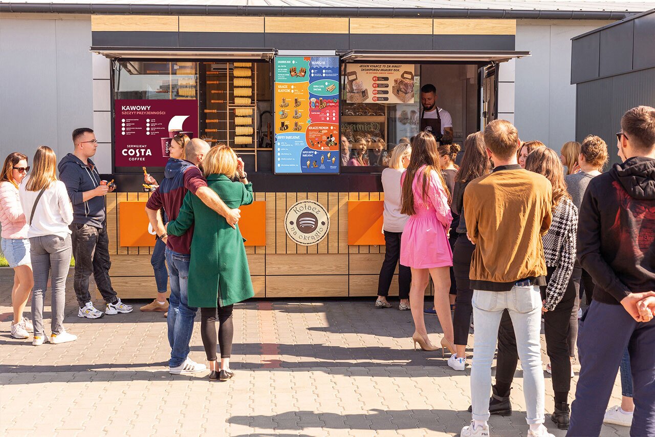 Wsparcie operacyjne i szkolenia – co oferują sieci gastronomiczne?