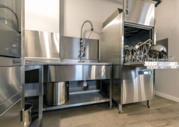 Zanim w kuchni zapachnie świętami. Jak przygotować się na grudniowy szał?