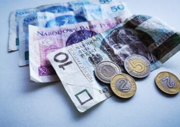 GUS: Spadek inflacji w październiku 2025 r. do 2,8 % rdr