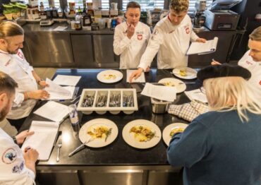Jarosław Uściński: Narodowa Reprezentacja Polski Kucharzy OSSKiC trenuje przed Luksemburgiem