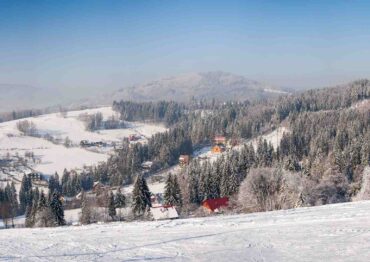 Ferie 2026: Niemal połowa właścicieli obiektów ugościła mniej turystów niż przed rokiem