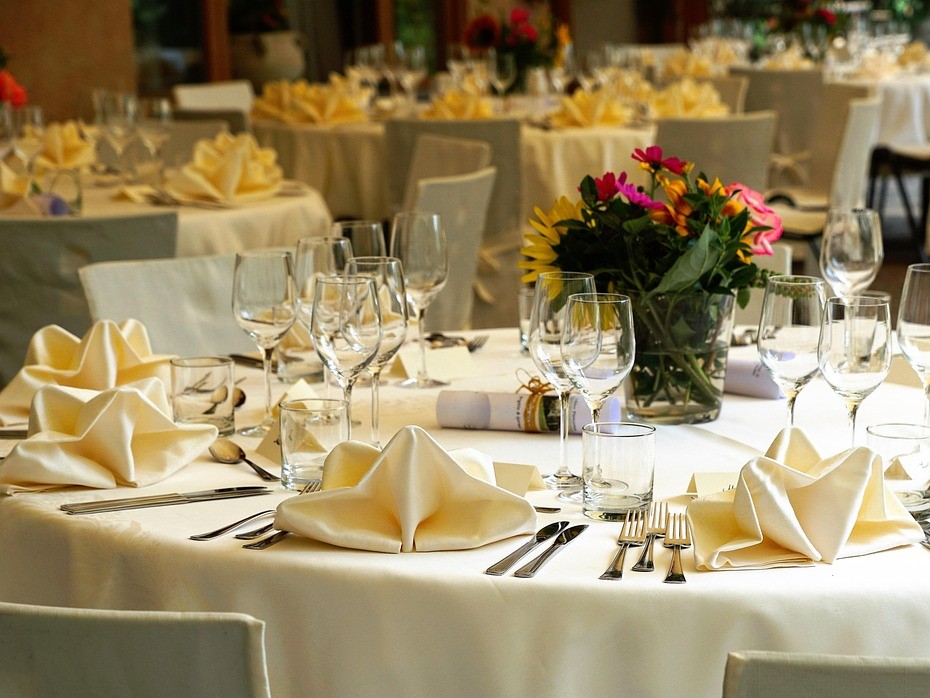 Wielkanoc na talerzu – między tradycją a trendami