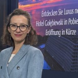 Barbara Garczyńska na czele Hotelu Gołębiewski w Pobierowie