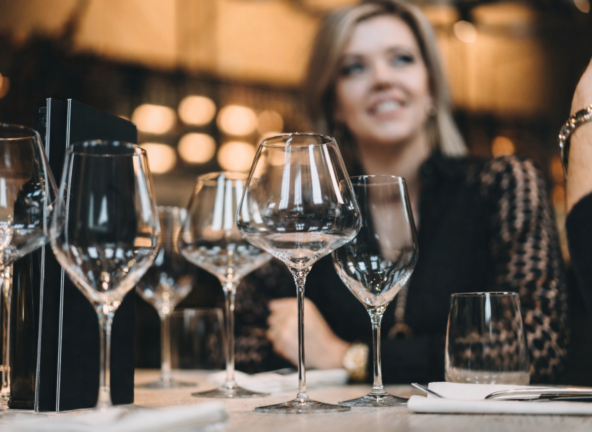 Czyste szkło: raz a dobrze. Zarządzanie zaczyna się tam, gdzie procesy przestają wymagać nadzoru