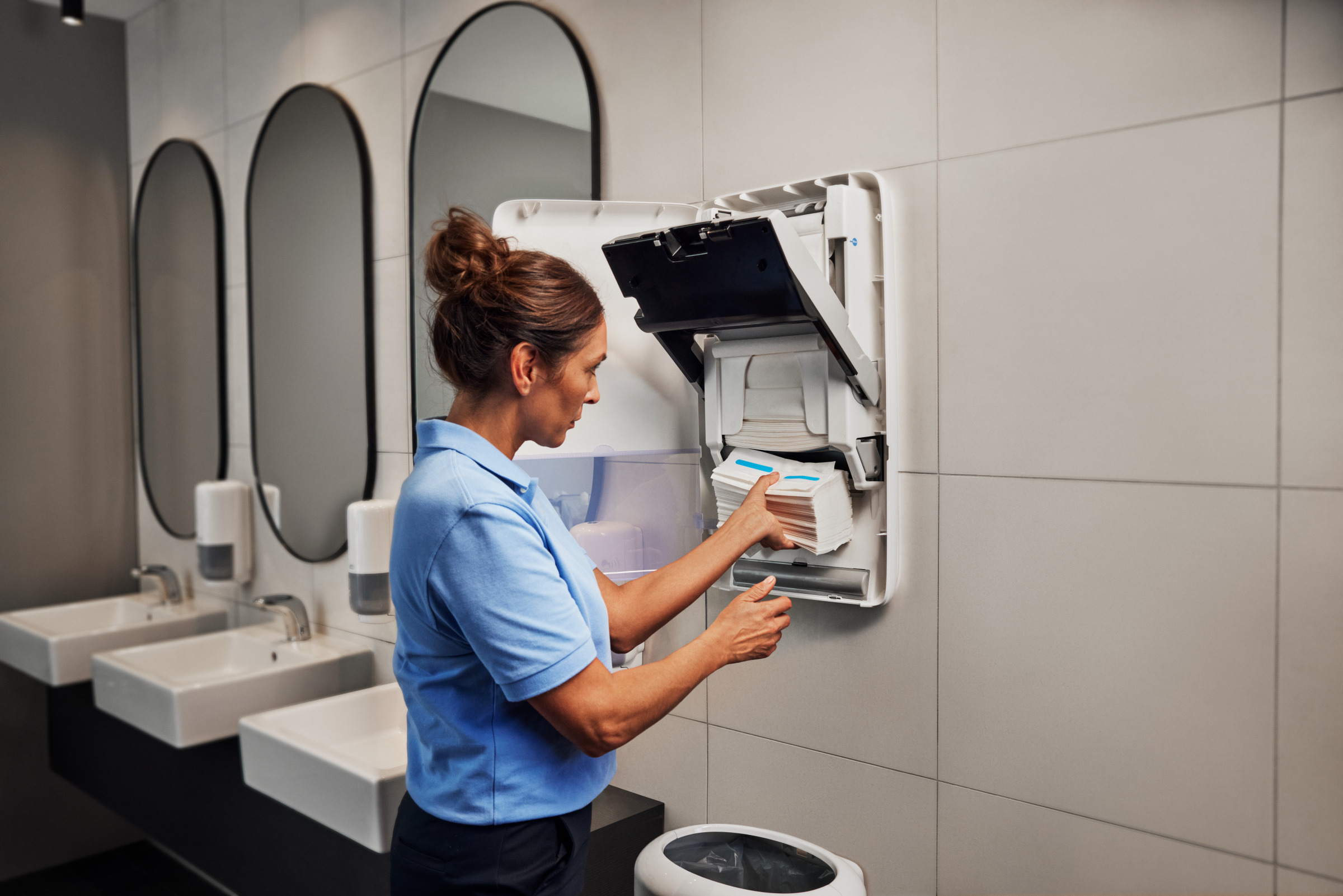 Stres, przemęczenie i rotacja. Co dziś obciąża personel sprzątający