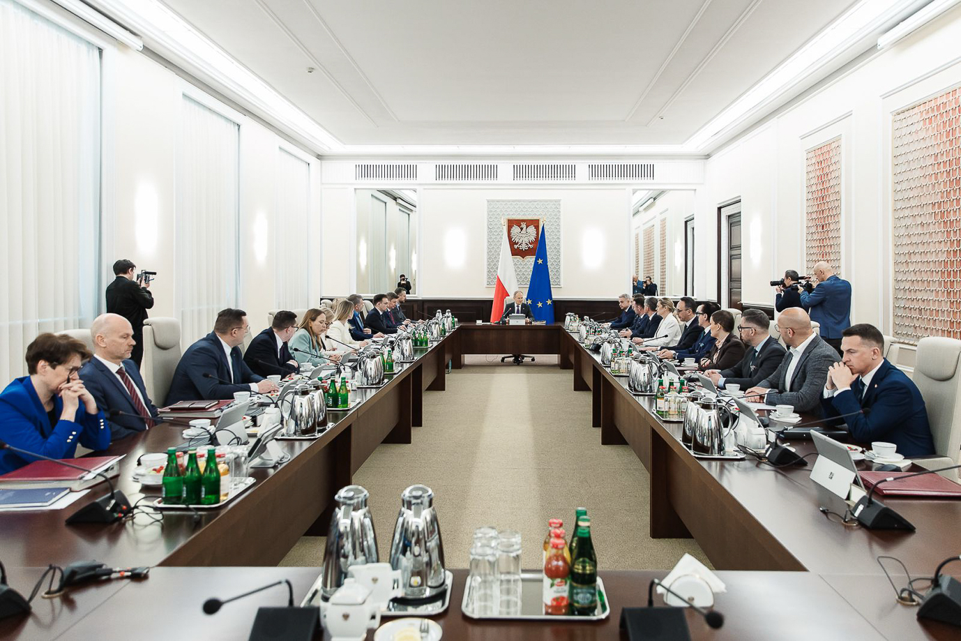 Rząd planuje dużą podwyżkę „podatku cukrowego” od napojów