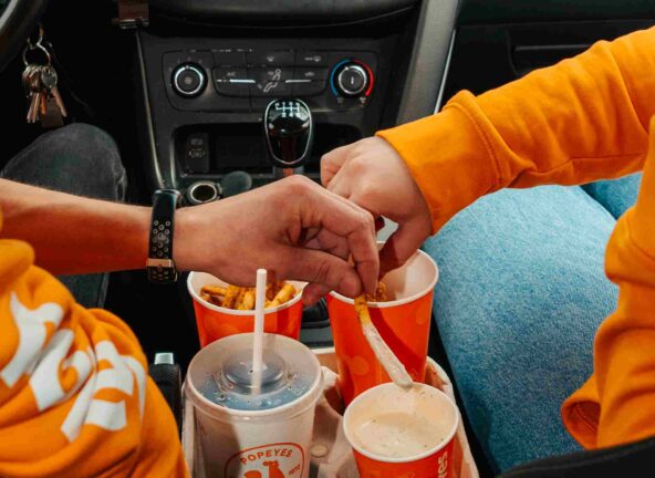 Popeyes z innowacją w Drive Thru