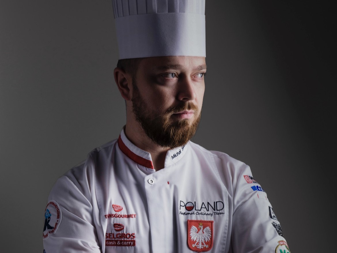 Dzień sernika za nami. Michał Świerad podaje przepis na polski klasyk