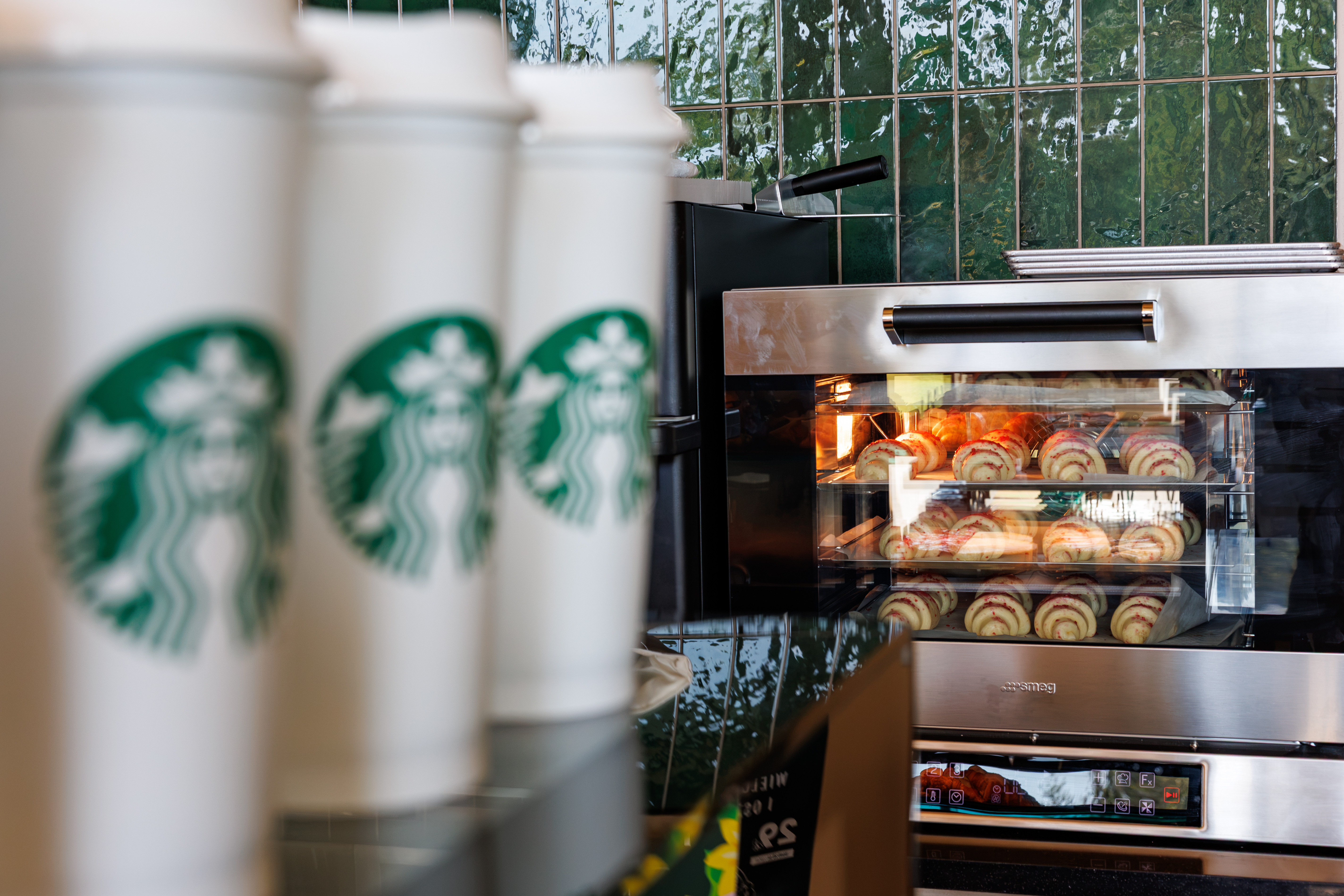 Starbucks otwiera kawiarnię w Browarach Warszawskich